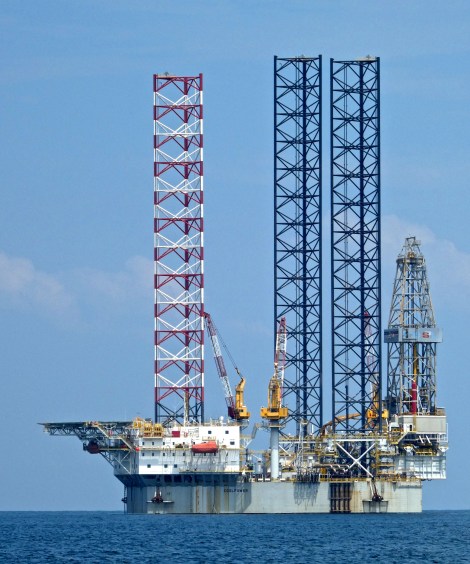 Labuan Oil rig 2